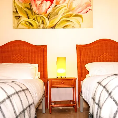 Acogedor Con Piscina En Apartment *