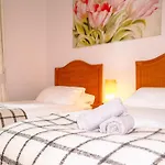 Acogedor Con Piscina En Appartement Marbella