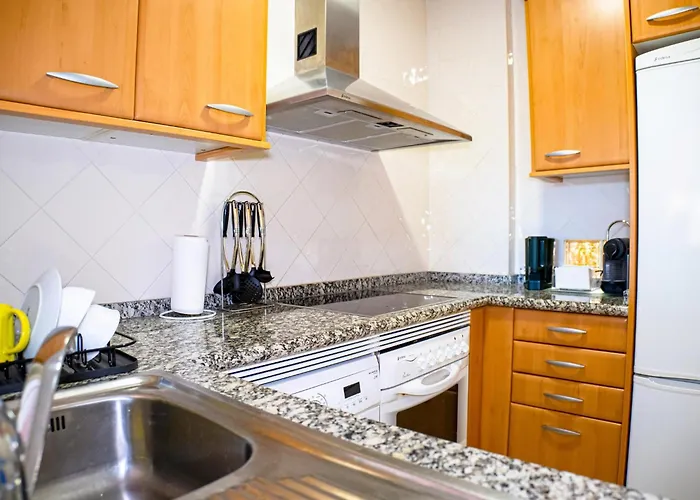 Acogedor Con Piscina En * Marbella