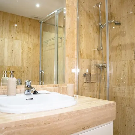 Acogedor Con Piscina En ماربيا