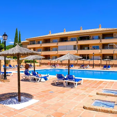 Acogedor Con Piscina En