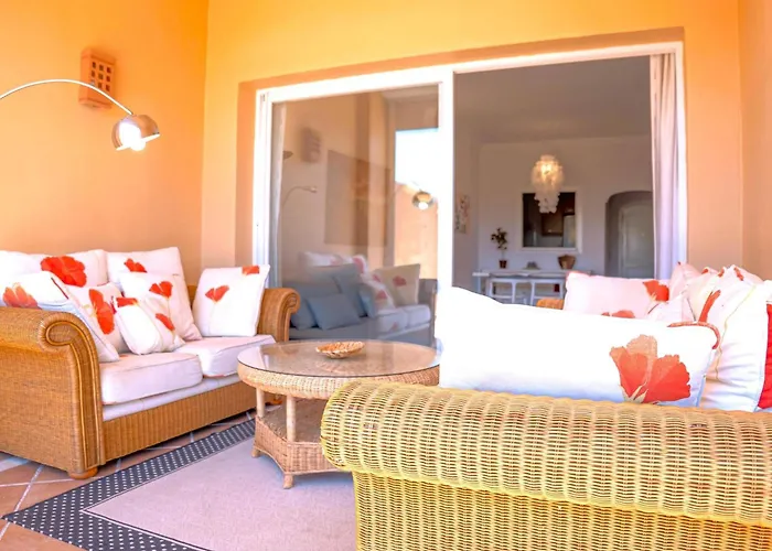 Acogedor Con Piscina En * Marbella